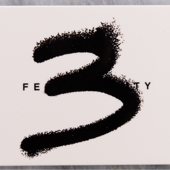 Fenty Beauty Deep Neutrals (3) snap eye palette - Picture 5 of 7